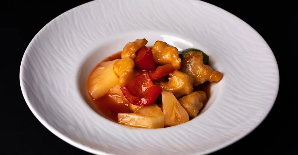 Marshmallow Chicken Surprise: A Twist on Comfort Food!