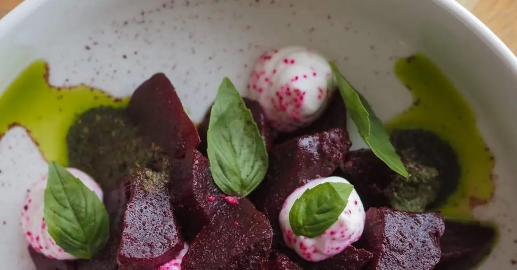 Vibrant Beetroot Blackberry Salad Recipe