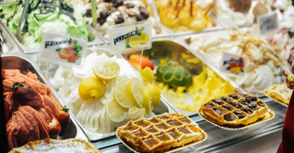 Creamy Citrus Avocado Mousse: A Refreshing Dessert Delight