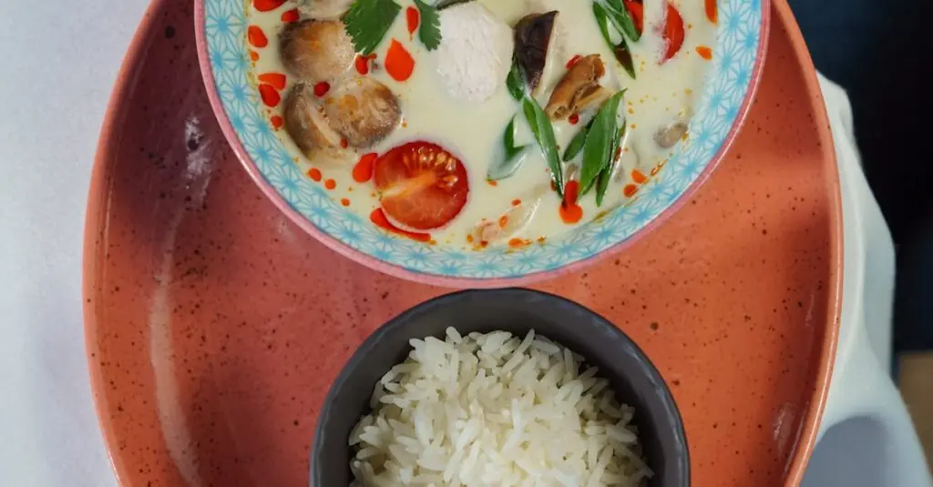 Cozy Nights In: Creamy Peanut Chicken Recipe for Foodies