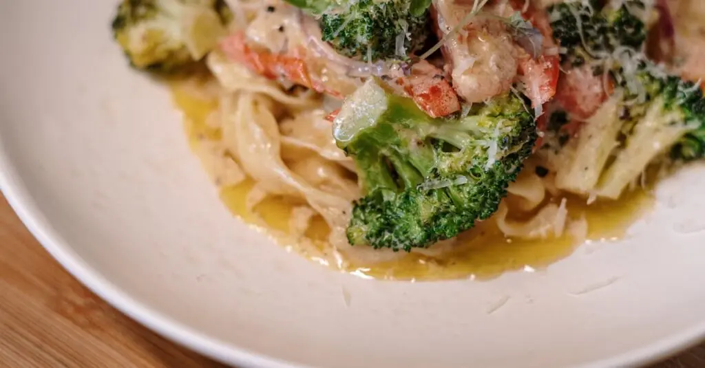 Indulge in Autumn Bliss with Creamy Pumpkin Alfredo Pasta