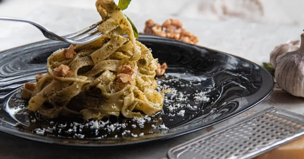 Berry Basil Bliss: A Delightful Pasta Recipe to Try Today