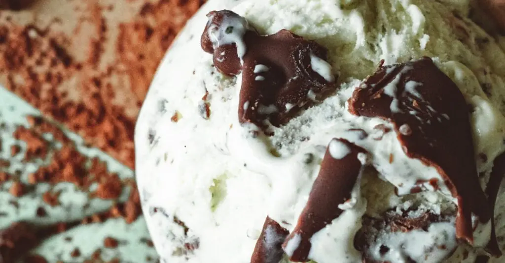 Decadent and Unexpected: Spicy Chocolate Avocado Mousse Recipe