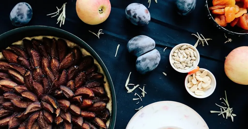 Apple Nachos: A Deliciously Healthy Twist on a Classic Dessert