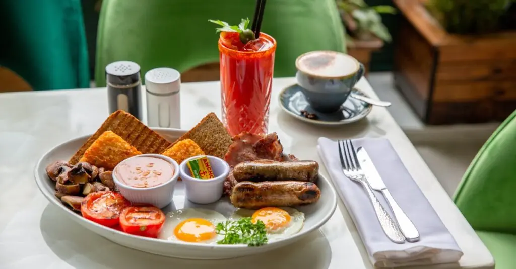 Decadent Butternut Squash and Bacon Breakfast Casserole: A