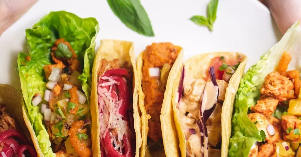 Fiery Fusion Delight: Spicy Thai Tacos Recipe