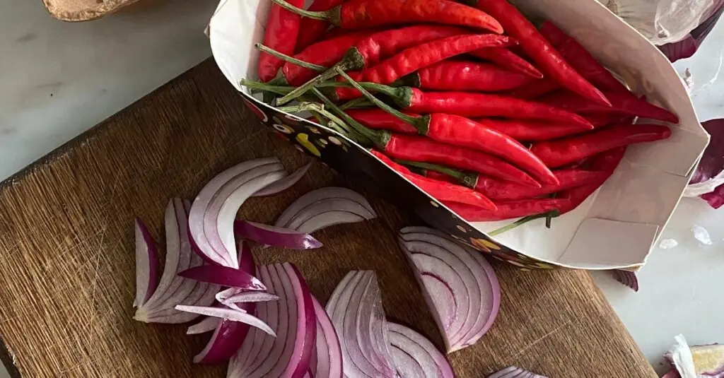 Exotic Delight: Spicy Mango Coconut Shrimp Stir-Fry Recipe