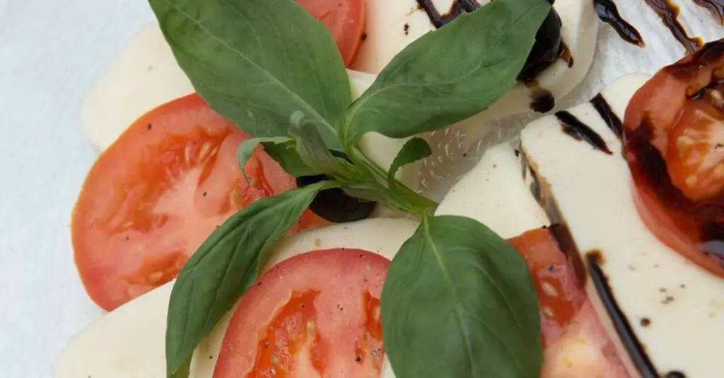 Sweet and Savory: Summer Peach and Basil Salad Recipe