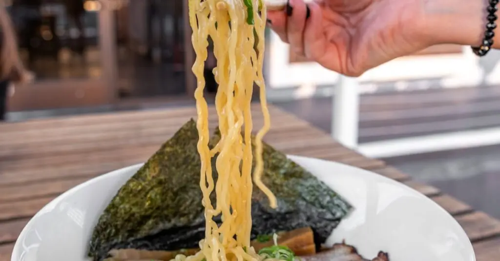 Indulge in the Flavors of Spicy Peanut Butter Ramen – Recipe