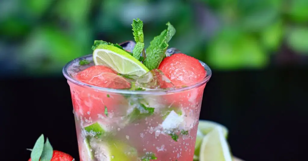 Minty Mango Cucumber Salad: A Refreshing Summer Delight