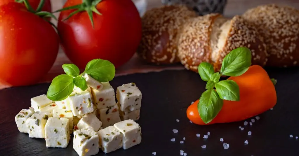 Blueberry Goat Cheese Stuffed Chicken: A Sweet & Savory Culinary Del