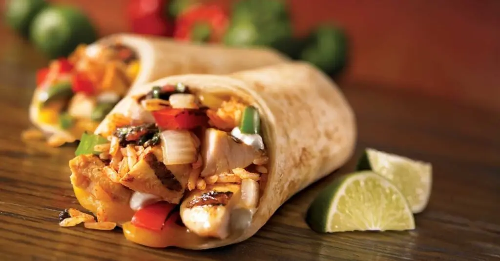 Spice Up Your Day with These Zesty Mango Chicken Tacos!