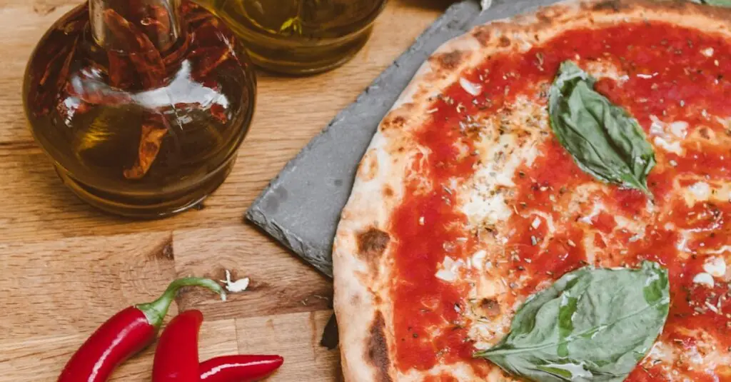 The Ultimate Flavor Fusion: Spicy Pineapple Pizza with Bacon Jam