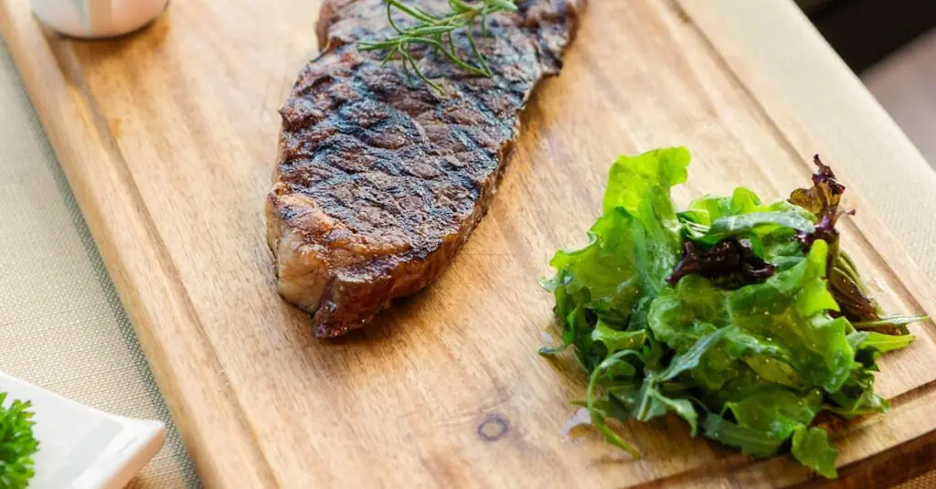 Savor Summer with Grilled Peach and Prosciutto Salad