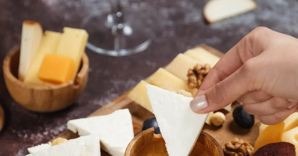 Fig and Blue Cheese Delight: A Flavorful Fusion for Cozy Nights In