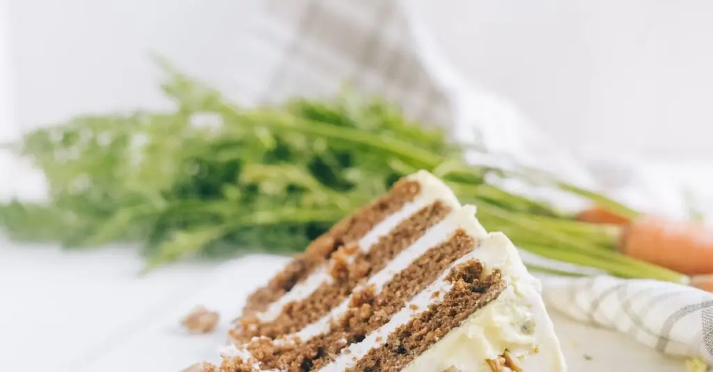 Delicious and Energizing Spiced Carrot Cake Bites