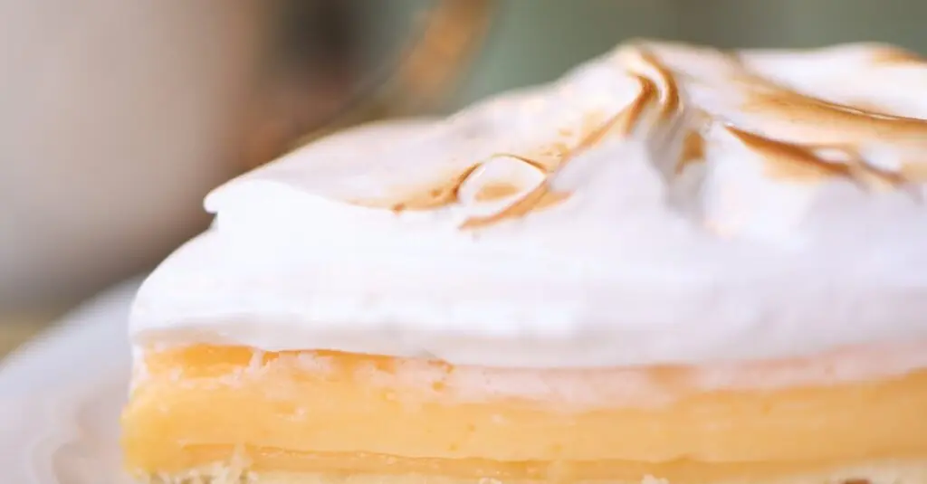 Tantalizing Summer Berry Tart: A Refreshing Dessert Delight