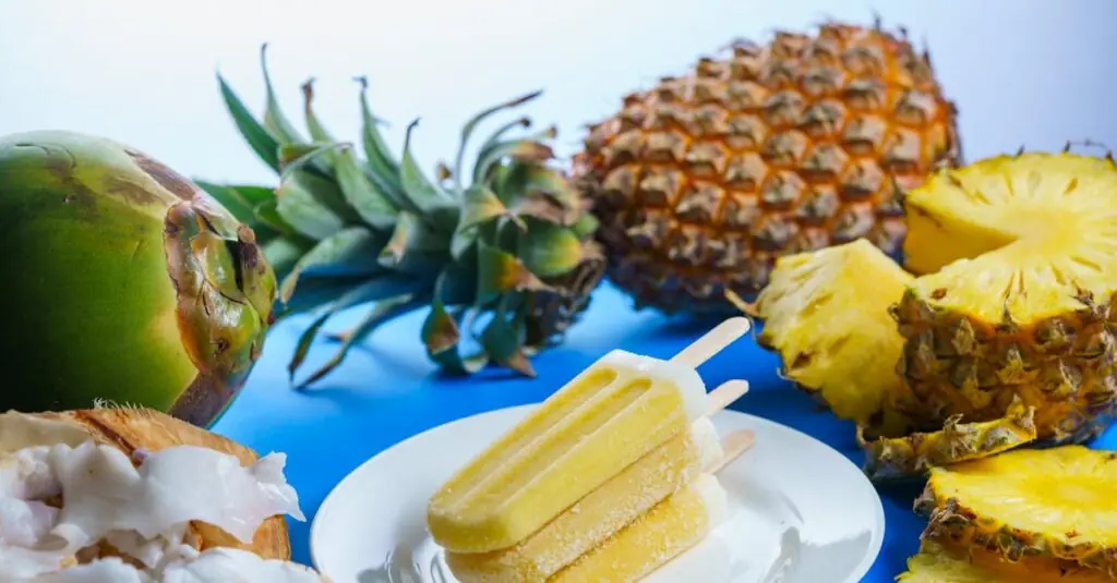 Tropical Twist: Caramelized Pineapple Coconut Crumble Recipe