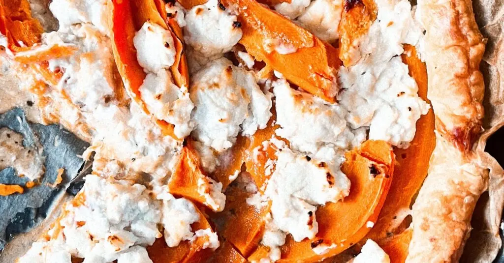 Indulgent Fall Comfort: Butternut Squash Mac and Cheese