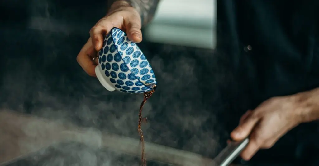 Sizzling Lamb Chops with Mango Salsa: A Flavor Explosion for Special Occ