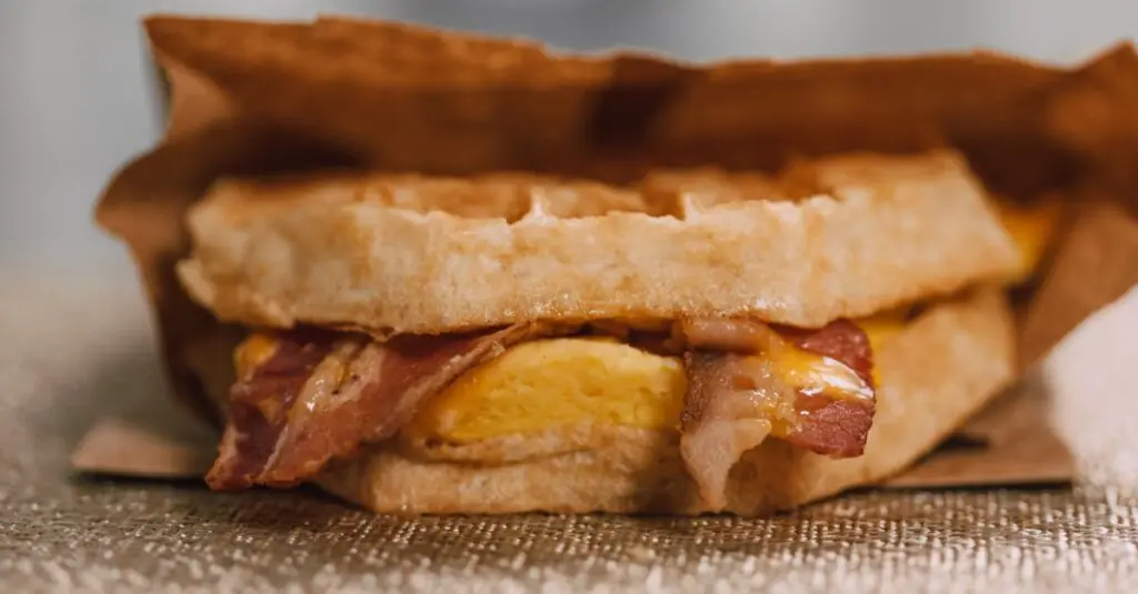 Irresistible Cheesy Bacon Waffle Sandwiches: The Ultimate Savory