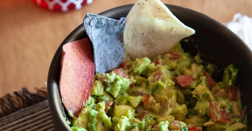 The Ultimate Avocado Lime Pie: A Surprising Twist on a Classic Dessert