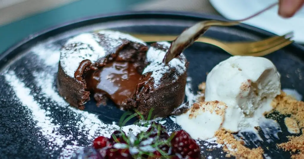 Indulge in a Sweet Surprise: Spicy Chocolate Avocado Mousse