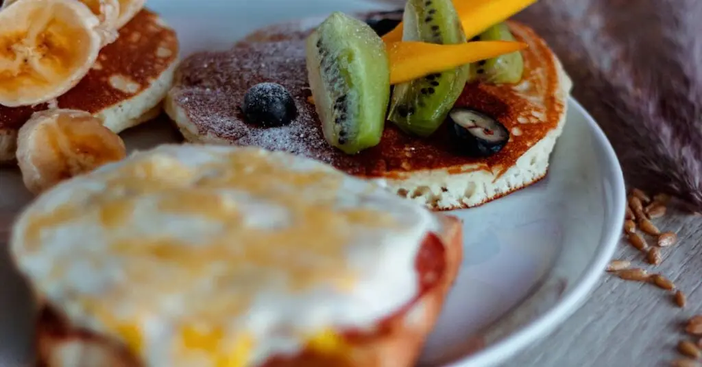 Purple Potato Kiwi Breakfast Bowl: A Sweet and Savory Delight