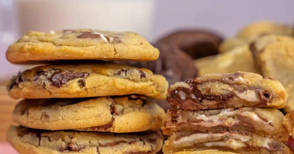 Indulge in Decadence: Cherry Chocolate Chip Muffin Recipe