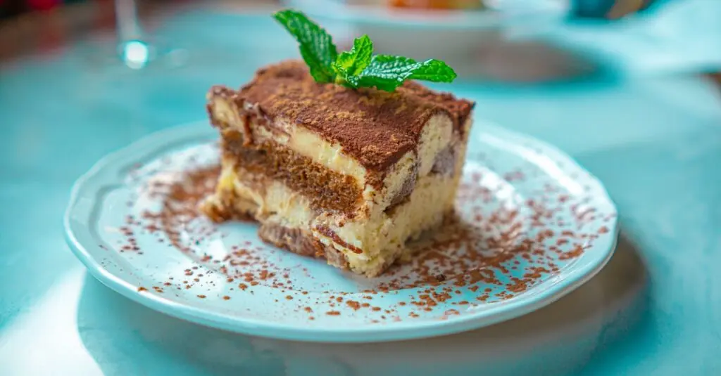 Decadent Chocolate Espresso Trifle: A Luxurious Treat for Your Taste B