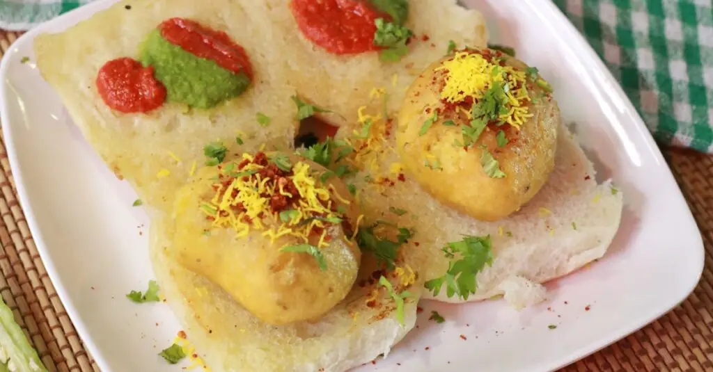 The Ultimate Potato Pancake Recipe: Spicy Mango Chutney Delight