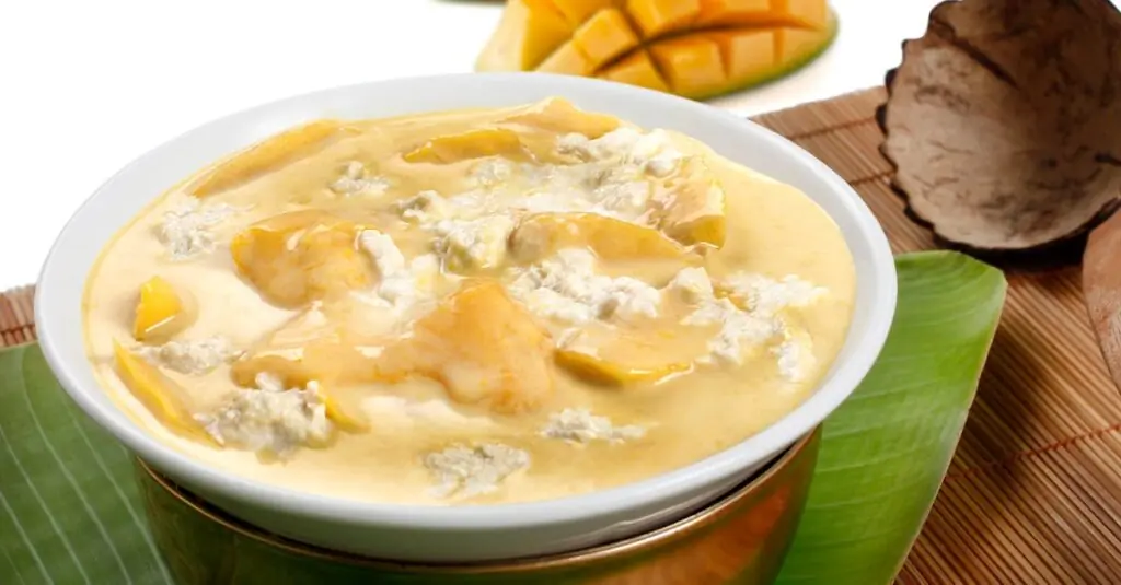 Exotic Mango Coconut Basil Delight: A Refreshing Twist on a Classic Dess