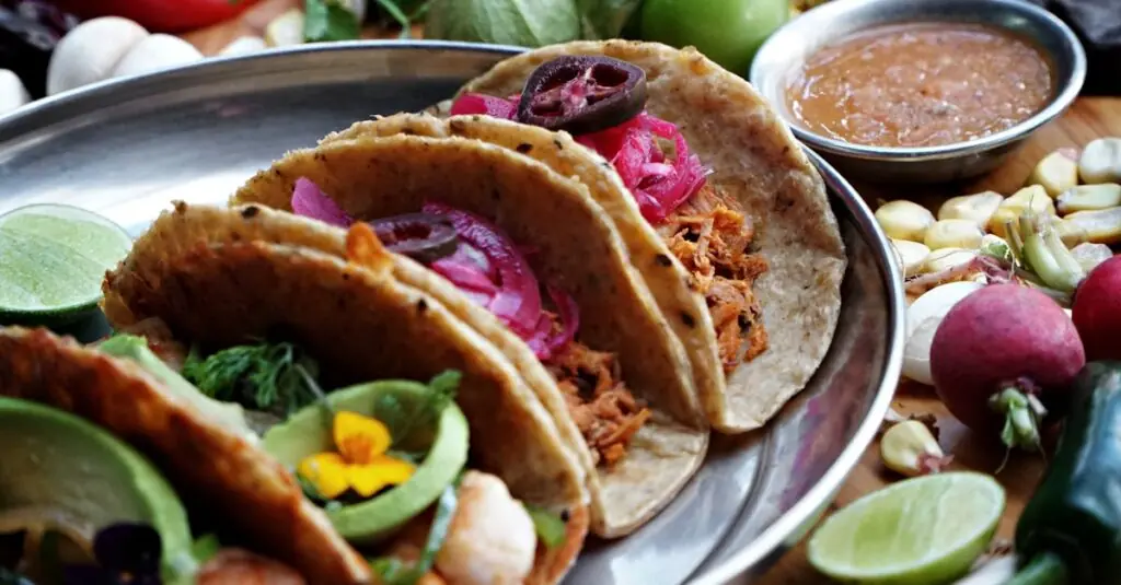 Flavor Explosion: Spicy Mango Pork Tacos!