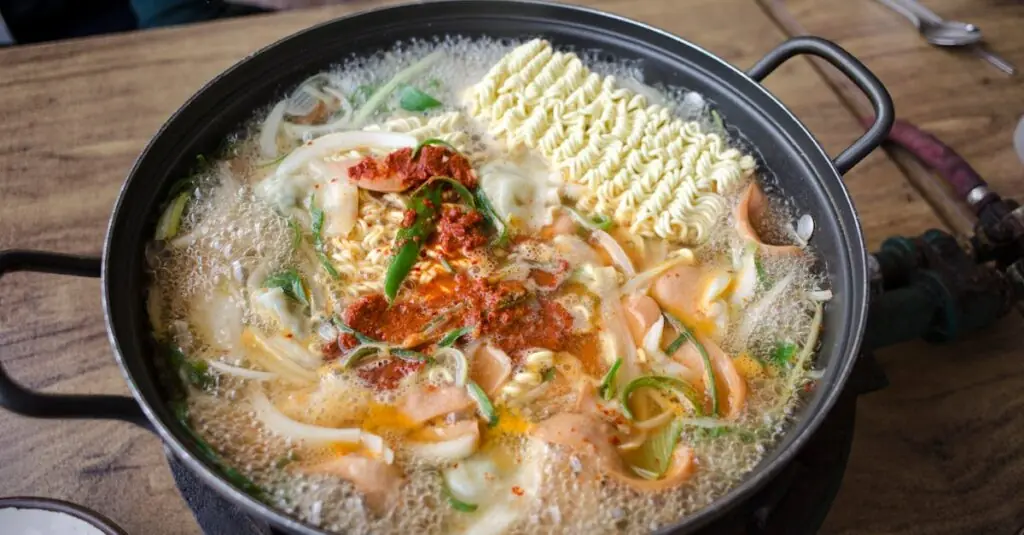 Spicy Ramen Carbonara Recipe