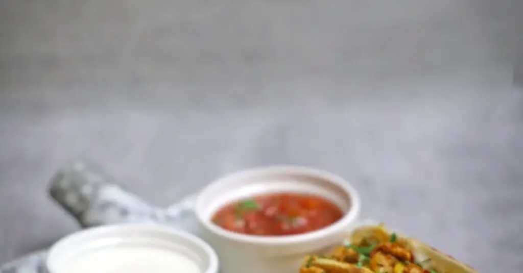 Mouth-Watering Spicy Mango Chicken Tacos