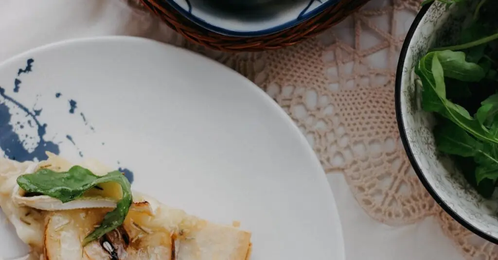 Sweet meets Savory: The Ultimate Caramelized Onion and Pear Pizza Recipe