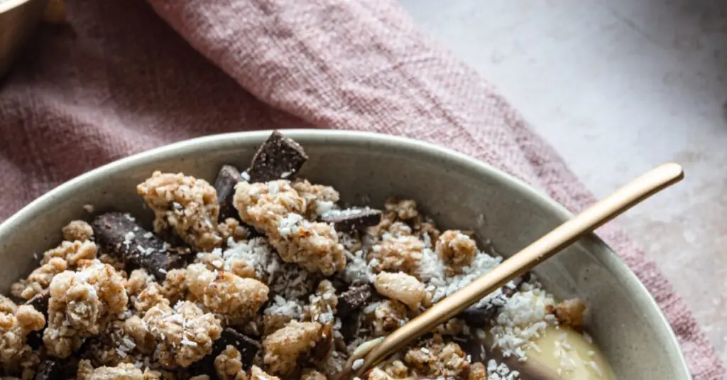 Indulge in a Spicy Chocolate Morning: Try This Oatmeal Recipe